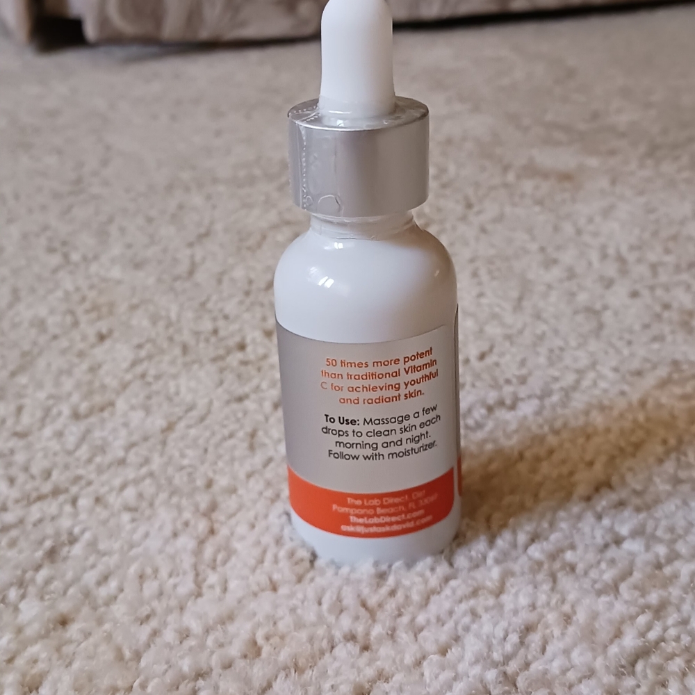 The Lab Direct Code 44+ - 50x VITAMIN C RADIANT RESTORE SERUM - Picture 5 of 9